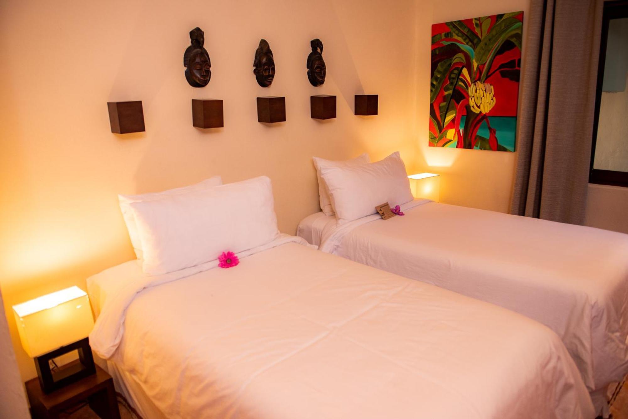 Porto Playa Condo Hotel And Beach Club Πλάγια Ντελ Κάρμεν Εξωτερικό φωτογραφία