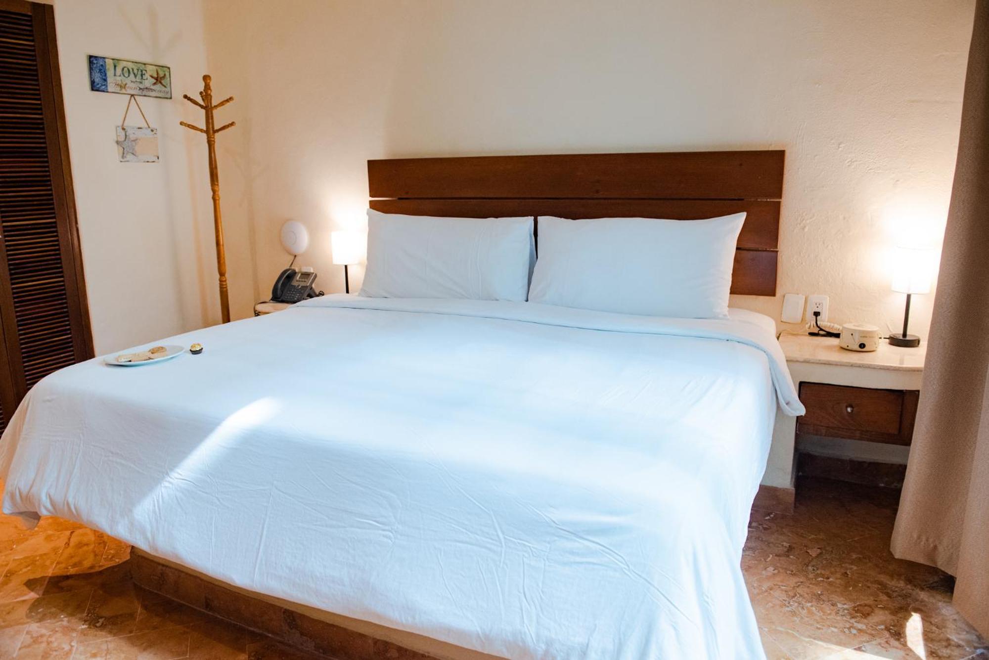 Porto Playa Condo Hotel And Beach Club Πλάγια Ντελ Κάρμεν Εξωτερικό φωτογραφία